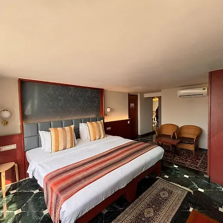 Hiltop Hotel Mumbai