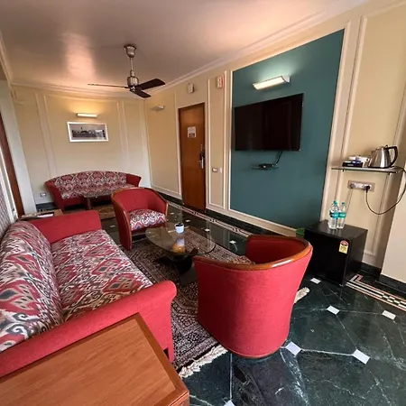 Hotel Hiltop 3*