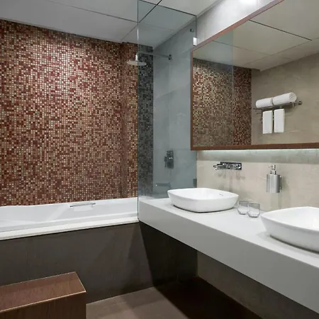 The Fern Residency Mumbai, The Acres Chembur, Series By Marriott 4*