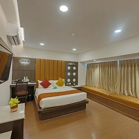 Hotel Comfort Metropolis 4*