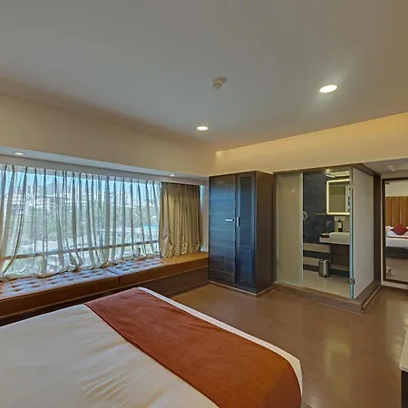 Hotel Comfort Metropolis