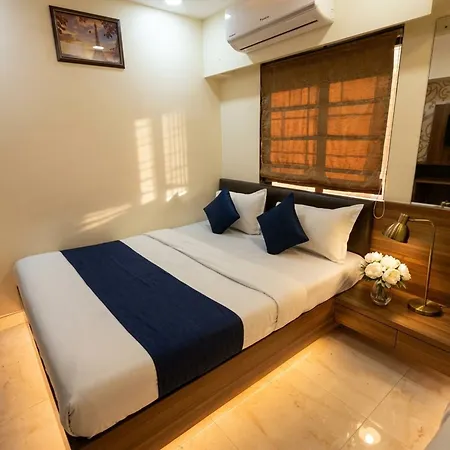 Ashyana - Near To Grant Road Station 3*