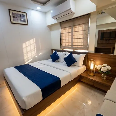 Ashyana - Near To Grant Road Station
