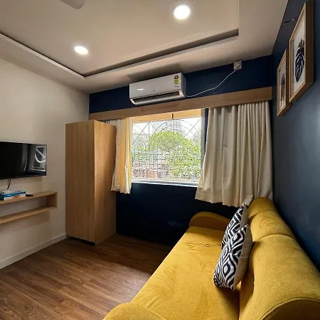 Apartment Sea-front 1-bhk At Carterroad *