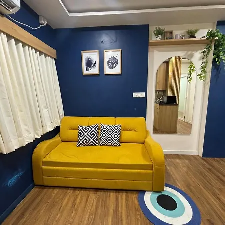 Sea-front 1-bhk At Carterroad Apartment Mumbai