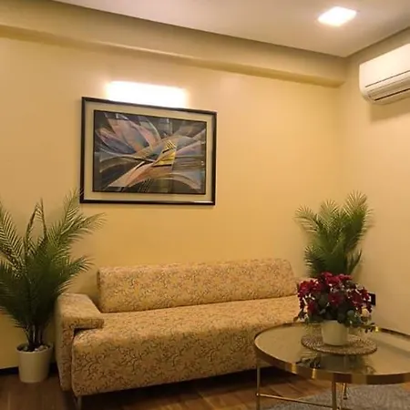 Metro Palace Bandra