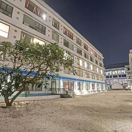 Hotel Townhouse Royal Palms Shared Serviced