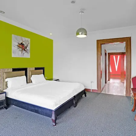 Hotel Townhouse Royal Palms Shared Serviced 4*