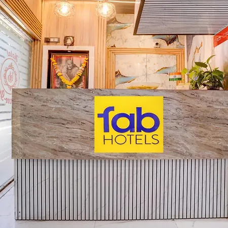 Fabhotel Dream Palace Hotel 3*