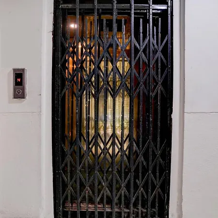 Hotel Fabhotel Dream Palace Mumbai