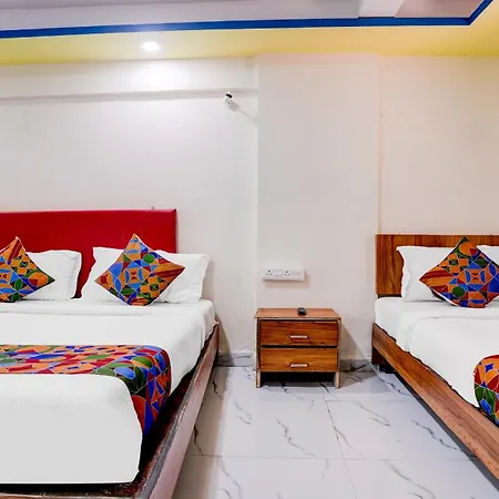 Hotel Fabhotel Dream Palace 3*