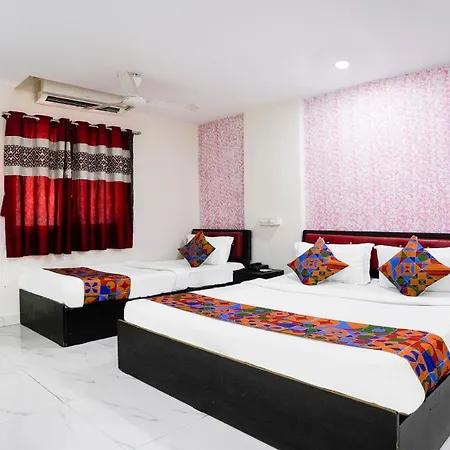 Fabhotel Dream Palace 3* Mumbai