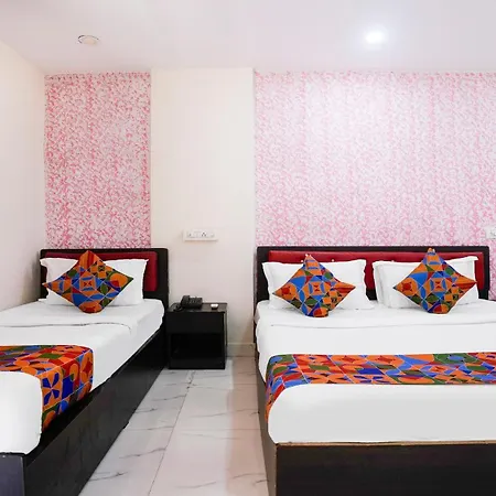 Fabhotel Dream Palace