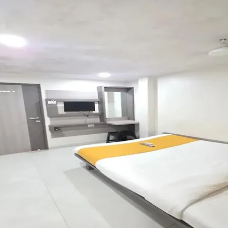 Fabhotel Rs Regency 3*