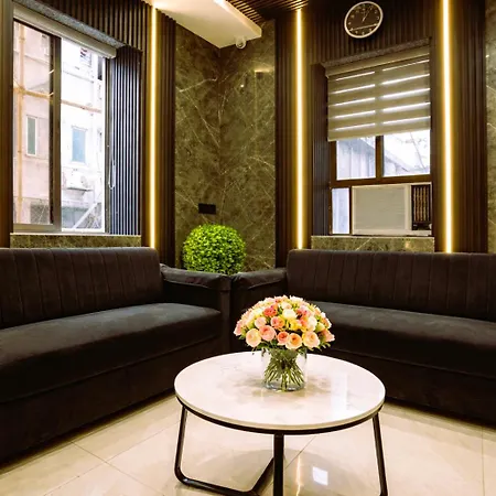 National - Grant Road Hotel 3*