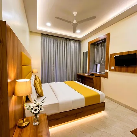 National - Grant Road Hotel