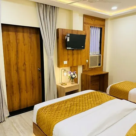 National - Grant Road 3* Mumbai