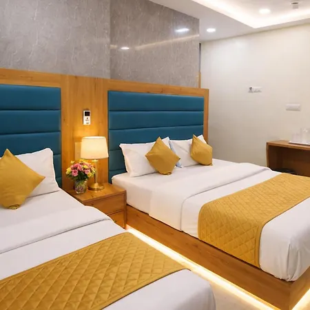 National - Grant Road Hotel 3*