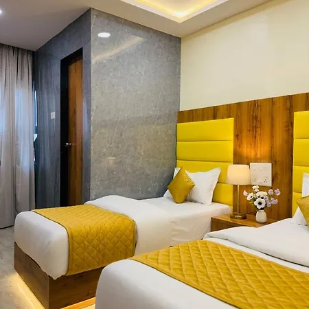 National - Grant Road Hotel