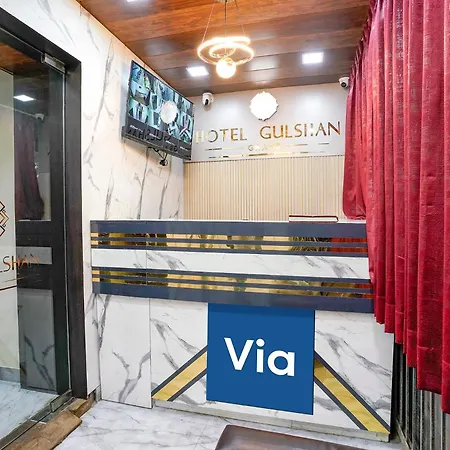 Via Gulshan Grand - Nr Gateway Of India 3*