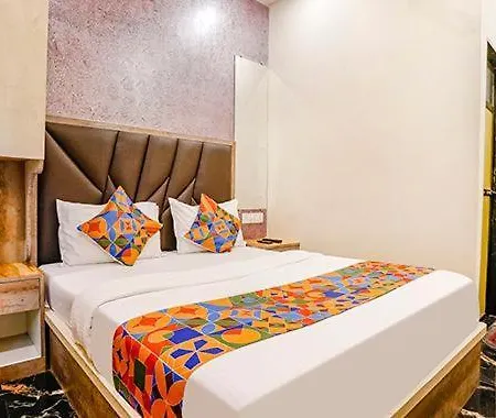 Guest house Glitz New United Nr International Airport 4*