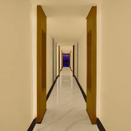 Hotel Collection O Lodha Experia Mall Dombiwali Formerly Rr 3*