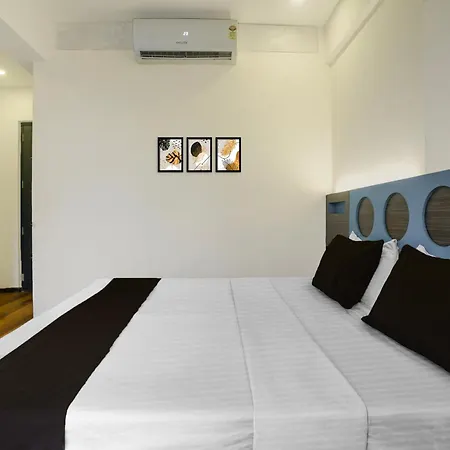 Collection O Lodha Experia Mall Dombiwali Formerly Rr 3*