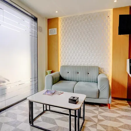 Hotel Townhouse Apmc Market Formerly Stayzi 3*