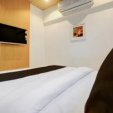Townhouse Apmc Market Formerly Stayzi 3*