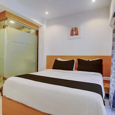 Hotel Townhouse Apmc Market Formerly Stayzi 3*