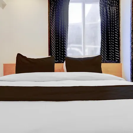 Townhouse Apmc Market Formerly Stayzi Hotel