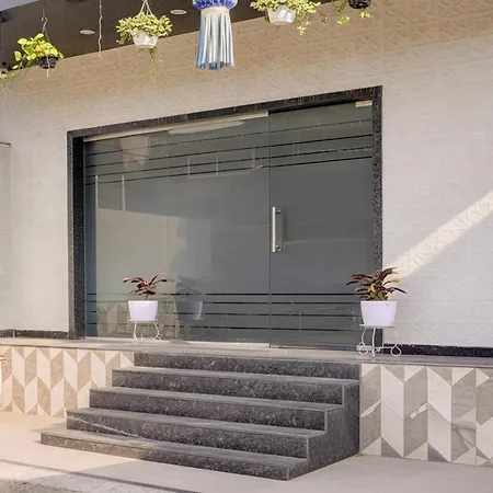 Townhouse Apmc Market Formerly Stayzi 3*