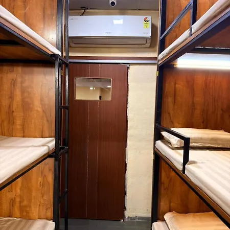 Hostel Hans *