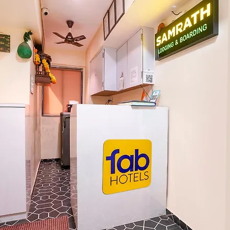 Hotel Fabhotel Samrath 3*
