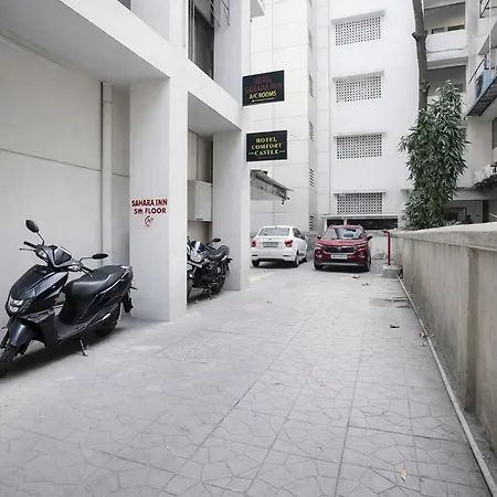 Hotel Fabhotel Samrath