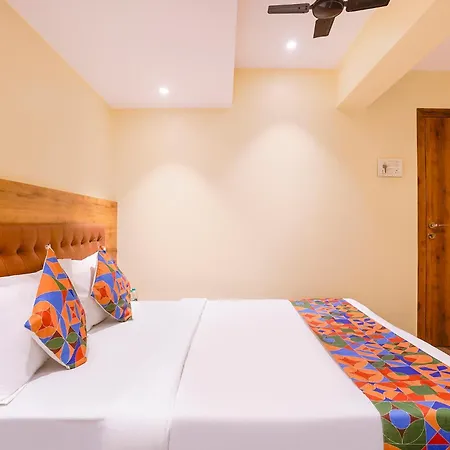 Hotel Fabhotel Samrath