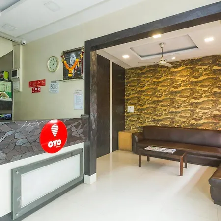 Hotel O Royal Grand Near Chhatrapati Shivaji International Airport