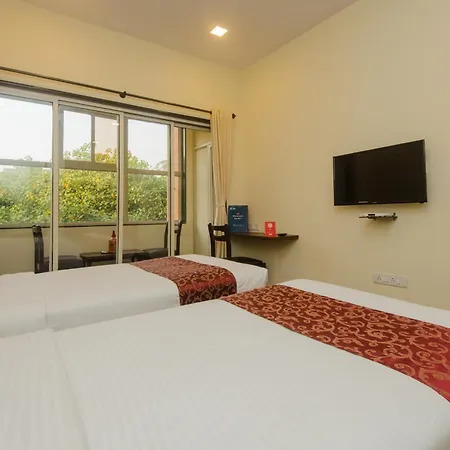 Hotel Super O Divine Residency Near Phoenix Marketcity