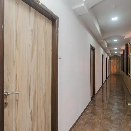 Super O Divine Residency Near Phoenix Marketcity Hotel 3*
