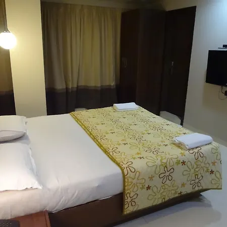 Fabhotel Imperial Residency Hotel 3*