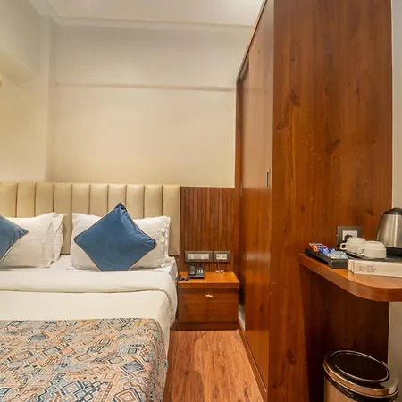 Kalpana Palace, Hotel 2*