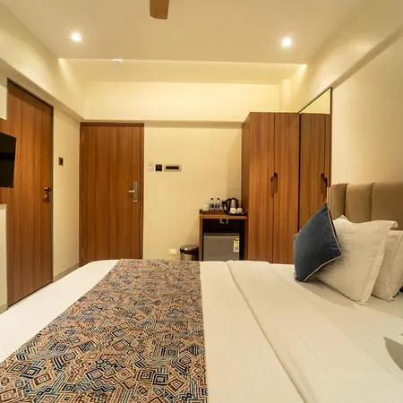 Hotel Kalpana Palace,