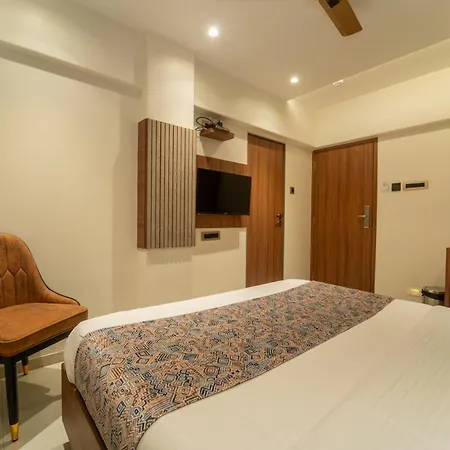 Kalpana Palace, Hotel 2*