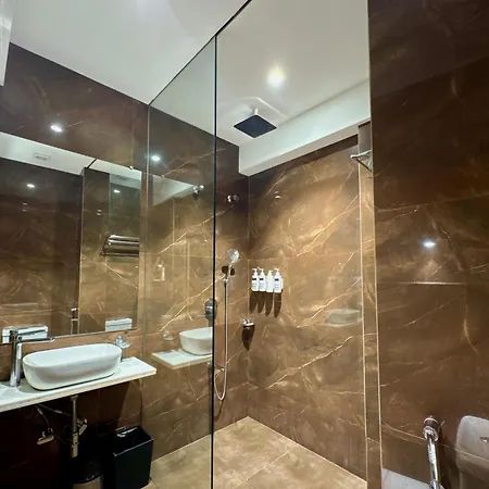 Gulf Mumbai- The Boutique Colaba 4*