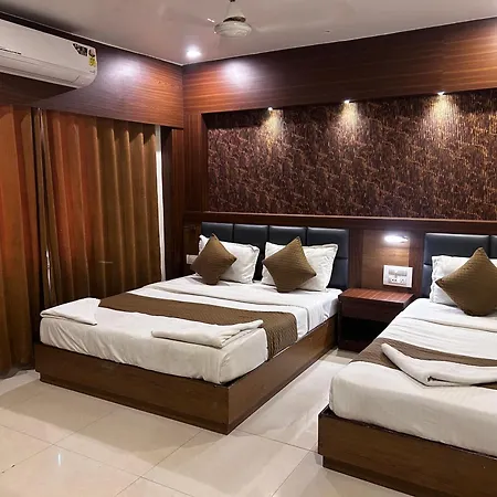 Hotel Volga Plaza Mumbai