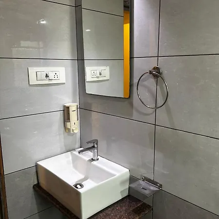 Volga Plaza 2* Mumbai