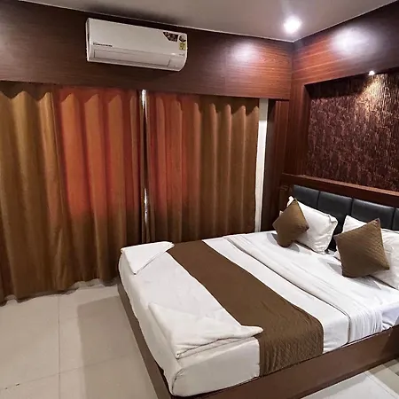 Volga Plaza Hotel
