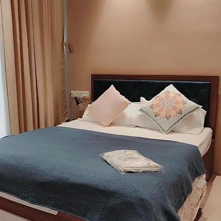 Trendy1br+smart Kitchen +living Room+1.5 Toilets Apartment *
