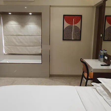 Hotel Karl Residency 3*