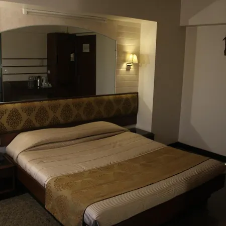 Hotel Karl Residency
